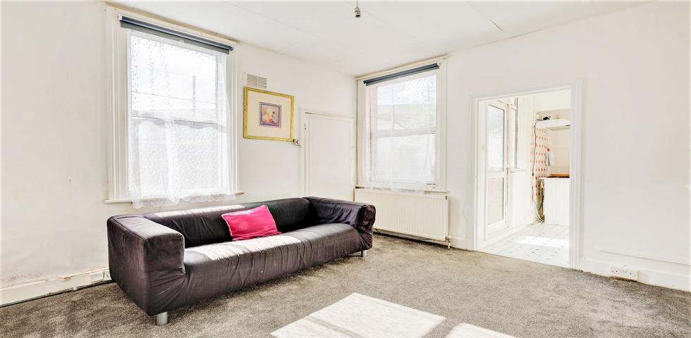 			GARDEN , 2 Bedroom, 1 bath, 1 reception Maisonette			 Palermo Road, KENSAL GREEN / WILLESDEN JUNCTION 